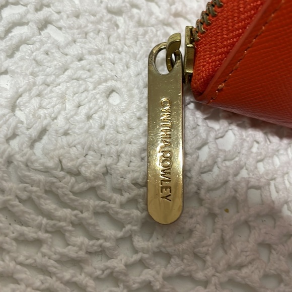 Cynthia Rowley orange leather zippered wallet - Picture 3 of 7